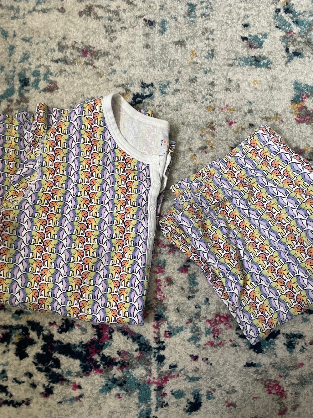 RARE Roller Rabbit Pajamas Set Size S Rainbow Elephant Print